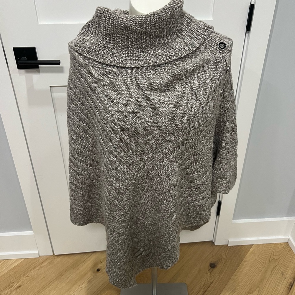 Karen Scott Gray Knit Poncho Sweater size L